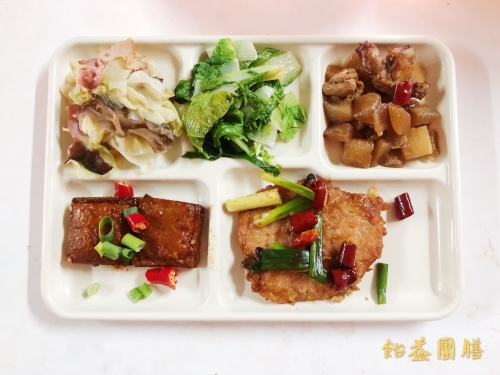 飴益團膳，伙食承包