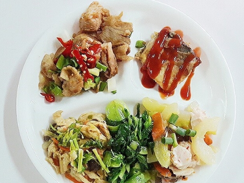 飴益團膳，伙食承包