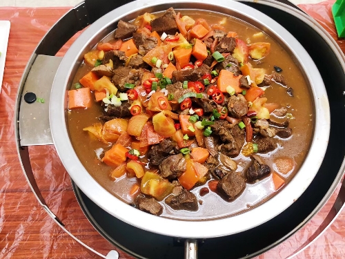 飴益團膳，伙食承包