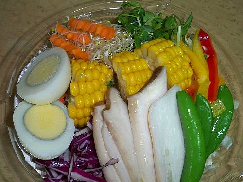 飴益團膳，伙食承包